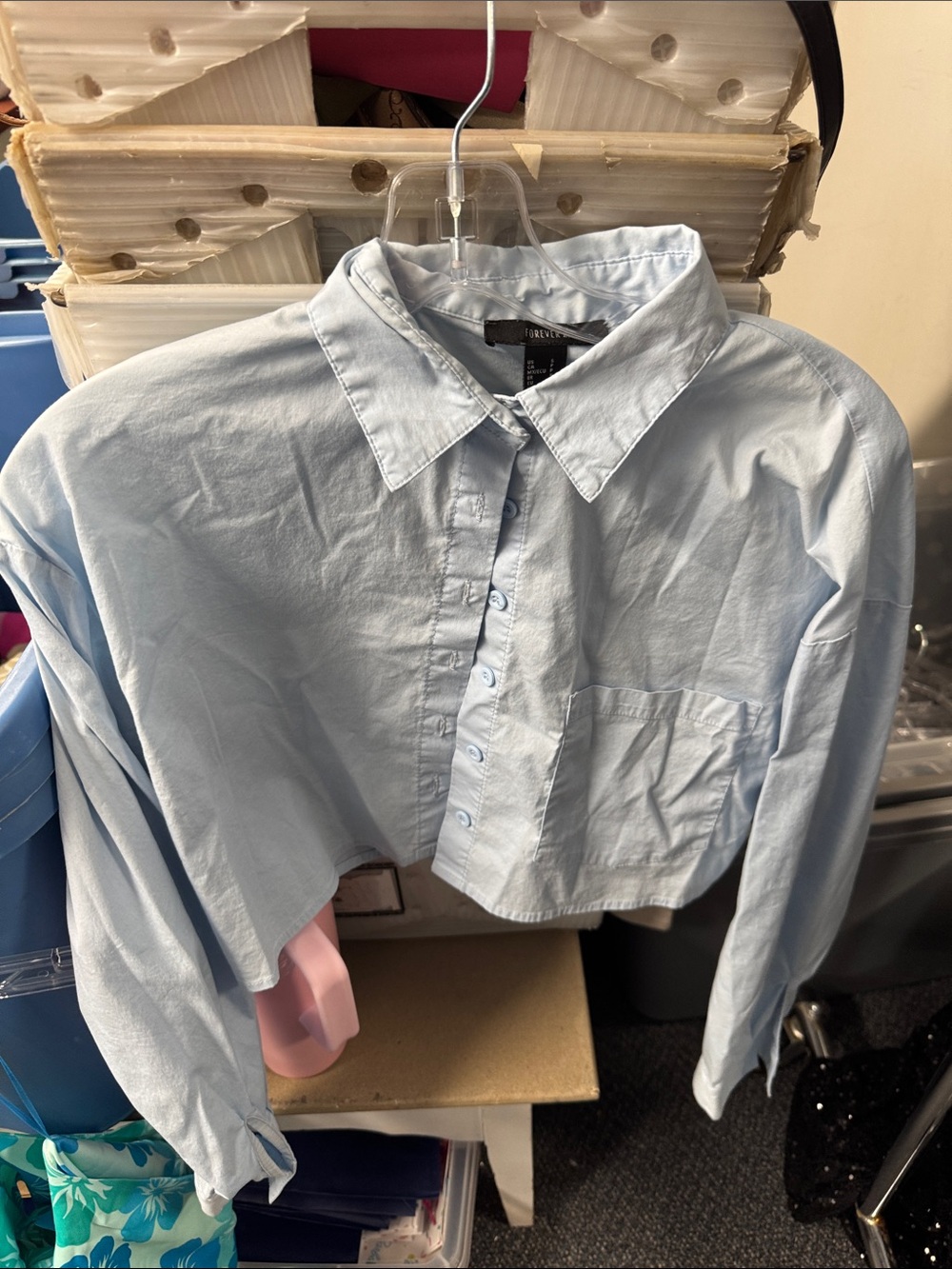 Forever 21 cropped button down S // 083048